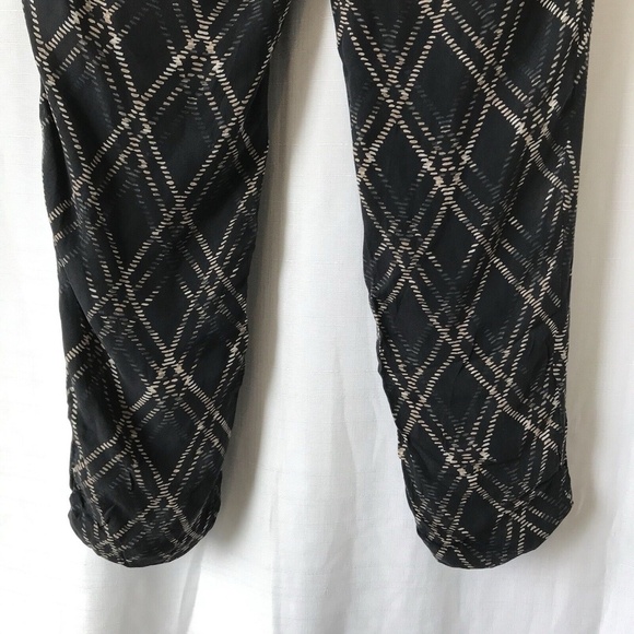 Haute Hippie | Slim Shady Silk Tapered Diamond Plaid Pants Black Size Medium - Picture 10 of 15